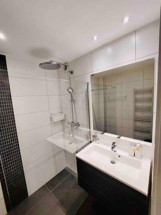 Appartement Cosy & Lumineux Au Coeur De Liege! Kültér fotó